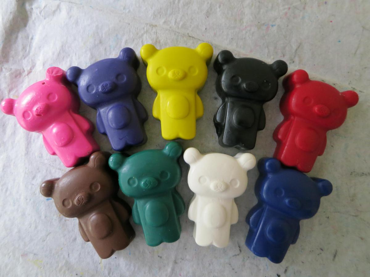 Kawaii Bear Crayons Set Of 56